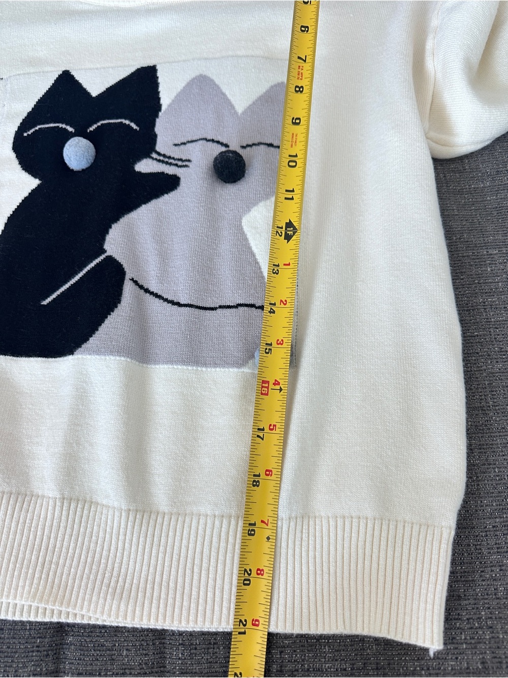 Cute Cat Knit Sweater Women Cream Crewneck Cozy Soft Minimalist Unbranded S - Picture 11 of 12